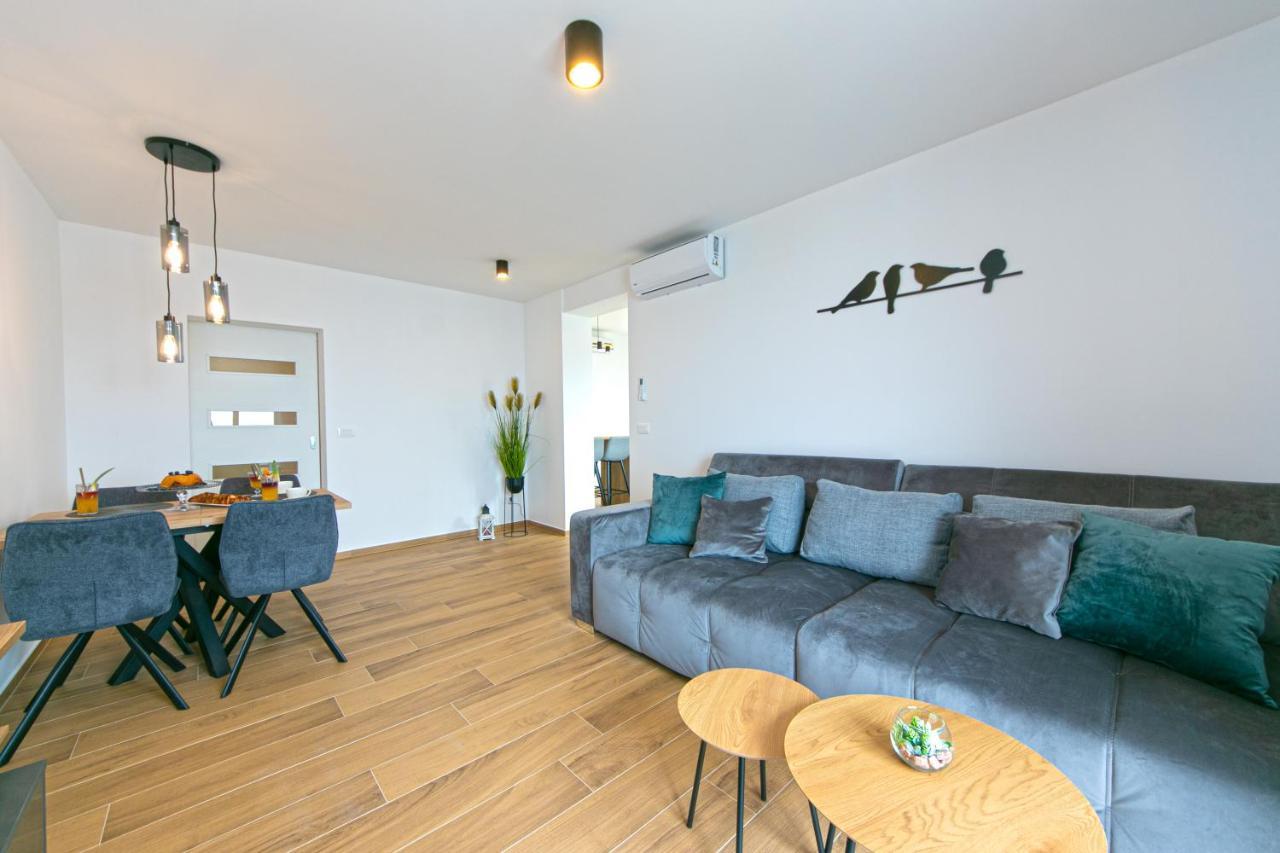 Apartment Vidra Brela Buitenkant foto